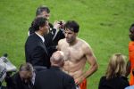 Amsterdam 8 september 2007
kwalificatieduel voor EK tussen Nederland en Bulgarije in de amsterdam arena. Nederland wint met 2-0. Ruud v Nistelrooy krijgt schouderklopje van Marco v Basten