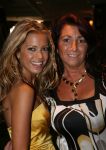 Noordwijk, 1 September 2007 Jacky Fair met o.a. modeshow van Danie Bles.
Sylvie v d Vaart ( Sylvie Meis ) met haar schoonmoeder