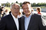 Hilversum 17 augustus 2007
Presentatie straatnamen Willem Duys Willem v Kooten en Mies Bouwman op het mediapark. Willem v Kooten met zijn zoon Jeroen v Kooten