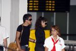 Ibiza 5 september 2007
Jan Smit en zijn vriendin Yolanthe Cabau v Kasbergen vertrekken teru naar Nederland na de begrafenis van haar vader.