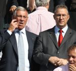 Rotterdam, 20 September 2009
Kompetitiewedstrijd Feyenoord-PSV, eindstand 1-3 Seizoen 2009/2010
Burgemeester Ahmed Aboutaleb met bestuurslid Gerard Kerkum