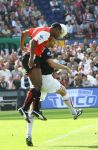 Rotterdam, 20 September 2009
Kompetitiewedstrijd Feyenoord-PSV, eindstand 1-3 Seizoen 2009/2010
Andre Bahia in een kopduel met Andre Ooijer