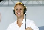 New York 12 september 2009
Armin van Buuren draait op Governor's island voor Prins Willem Alexander en prinses Maxima.
Peter Smulders bv