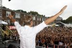 New York 12 september 2009
Armin van Buuren draait op Governor's island voor Prins Willem Alexander en prinses Maxima.
Peter Smulders bv