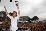 New York 12 september 2009
Armin van Buuren draait op Governor's island voor Prins Willem Alexander en prinses Maxima.
Peter Smulders bv