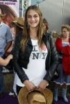 Amsterdam 17 augustus 2009
Premiere Hannah Montana in pathe arena. Charlotte ten Brink dochter van Robert met haar vriend ... acteur in spangas
Peter Smulders bv