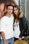 Amsterdam 17 augustus 2009
Premiere Hannah Montana in pathe arena. Charlotte ten Brink dochter van Robert met haar vriend ... acteur in spangas
Peter Smulders bv