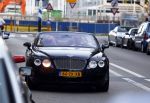 Amsterdam 14 augustus 2009
hans en Connie Breukhoven komen in een bentley cabrio aanrijden bij restaurant Oceania om daar samen te gaan eten nadat ze gescheiden zijn.
Peter Smulders bv