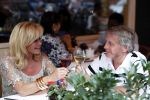 Amsterdam 14 augustus 2009
hans en Connie Breukhoven komen in een bentley cabrio aanrijden bij restaurant Oceania om daar samen te gaan eten nadat ze gescheiden zijn.
Peter Smulders bv