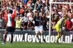 Rotterdam, 20 September 2009
Kompetitiewedstrijd Feyenoord-PSV, eindstand 1-3 Seizoen 2009/2010
Danny Koevermans is blij na zijn tweede doelpunt