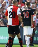 Rotterdam, 20 September 2009
Kompetitiewedstrijd Feyenoord-PSV, eindstand 1-3 Seizoen 2009/2010
Danny Koevermans geeft met zijn vinger aan welke speelwijze