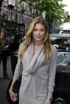 Amsterdam 3 september 2009
Opening Repeat winkel door Doutzen Kroes.
Peter Smulders bv