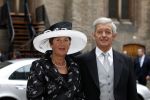 Den Haag 15 september 2009
Prinsjesdag op het binnenhof met alle hoedjes. Eimert v Middelkoop met vrouw
Peter Smulders bv