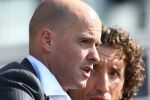 Rotterdam, 20 September 2009
Kompetitiewedstrijd Feyenoord-PSV, eindstand 1-3 Seizoen 2009/2010
Jan Joost v Gangelen met Erik ten Hag