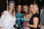 Ouderkerk aan de Amstel 2 september 2009
Surprise feestje voor de 50e verjaardag van Esther Oosterbeek bij het kalfje.
Dolly Dots collega's Sjeel Kramers Anita Heilker en Patty Zomer waren aanwezig.
Peter Smulders bv