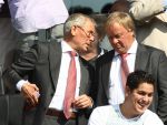Rotterdam, 20 September 2009
Kompetitiewedstrijd Feyenoord-PSV, eindstand 1-3 Seizoen 2009/2010
Jan Reker met Frits Schuitema