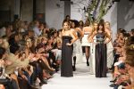 Amsterdam, 7 September 2009
Modeshow van Raak
Froukje de Both als mannequin
Foto Peter Smulders BV