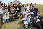 Spaarnwoude 4 augustus 2009
Persconferentie optreden Gerard Joling. Patricia Paay en Antje Monteiro waren ook aanwezig. Gerard kwam met 4 engeltjes op een scooter aanrijden.
Peter Smulders bv