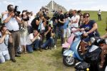 Spaarnwoude 4 augustus 2009
Persconferentie optreden Gerard Joling. Patricia Paay en Antje Monteiro waren ook aanwezig. Gerard kwam met 4 engeltjes op een scooter aanrijden.
Peter Smulders bv