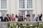Den Haag 15 september 2009
Prinsjesdag op het binnenhof en de balkonscene op paleis Noordeinde met Koningin Beatrix Prinses Maxima Prins Willem Alexander Prins Constantijn Prinses Laurentien Prinses Margriet en Pieter v Vollenhoven
Peter Smulders bv