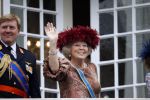 Den Haag 15 september 2009
Prinsjesdag op het binnenhof en de balkonscene op paleis Noordeinde met Koningin Beatrix Prinses Maxima Prins Willem Alexander Prins Constantijn Prinses Laurentien Prinses Margriet en Pieter v Vollenhoven
Peter Smulders bv