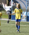 Blaricum 19 september 2009
Marco gaat samen met zijn zoon Luca naar het voetballen en leeft ontzettend mee met hem tijdens de wedstrijd. Luca scoort 3 doelpunten.
Peter Smulders bv