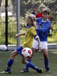 Blaricum 19 september 2009
Marco gaat samen met zijn zoon Luca naar het voetballen en leeft ontzettend mee met hem tijdens de wedstrijd. Luca scoort 3 doelpunten.
Peter Smulders bv
