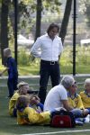 Blaricum 19 september 2009
Marco gaat samen met zijn zoon Luca naar het voetballen en leeft ontzettend mee met hem tijdens de wedstrijd. Luca scoort 3 doelpunten.
Peter Smulders bv