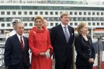 New York 8 september 2009
Prins Willem Alexander Prinses Maxima Michael Bloomberg (Burgemeester NY) en Hillary Clinton op vliegdekschip Intrepid. Welkomst ceremonieel van NYC 400.
Peter Smulders bv