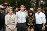 New York 12 september 2009
Prins Willem Alexander en prinses Maxima in New York voor NYC 400.
Vandaag bezochten ze Governors Island en de parade. Ellen ten Damme
Peter Smulders bv