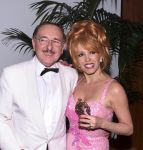 1-1-2001 Nijkerk Staatsloterij Party  2
Patricia Paay met vader