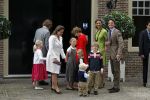 Apeldoorn 20 september 2009
Doop Pieter v Vollenhoven, zoon van Prins Pieter Christiaan en prinses Anita op paleis het Loo. Ook zijn zus Emma is aanwezig. Prina Maurits Prinses marilene Anna Lucas Felicia Prins Bernhard Jr Prinses Annette Isabella Sam Benjamin en Prinses Margriet
Peter Smulders bv