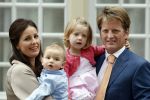 Apeldoorn 20 september 2009
Doop Pieter v Vollenhoven, zoon van Prins Pieter Christiaan en prinses Anita op paleis het Loo. Ook zijn zus Emma is aanwezig.
Peter Smulders bv