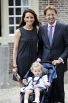 Apeldoorn 20 september 2009
Doop Pieter v Vollenhoven, zoon van Prins Pieter Christiaan en prinses Anita op paleis het Loo. Ook zijn zus Emma is aanwezig. Pieter v Vollenhoven Prins Floris Prinses Aimee en hun dochter Magali
Peter Smulders bv
