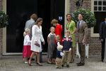 Apeldoorn 20 september 2009
Doop Pieter v Vollenhoven, zoon van Prins Pieter Christiaan en prinses Anita op paleis het Loo. Ook zijn zus Emma is aanwezig. Prina Maurits Prinses marilene Anna Lucas Felicia Prins Bernhard Jr Prinses Annette Isabella Sam Benjamin en Prinses Margriet
Peter Smulders bv
