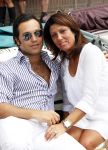 Amsterdam 1 augustus 2009
Gay pride op de amsterdamse grachten. rachel hazes met vriend op de boot bij Joop Kruijs en zijn vrouw . Roxeanne met nieuwe vriend Martijn en Andre Jr waren er ook bij.
Peter Smulders bv