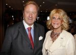 Noordwijk 27 augustus 2010
Jackie Summer fair bij Huis ter Duin. Astrid Engels met een vriend
Peter Smulders bv