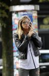 Amsterdam 24 augustus 2010
Danielle Overgaag werkt mee aan candid camera programma van sbs 6 samen met haar hond evert.
Peter Smulders bv