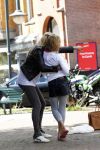 Amsterdam 24 augustus 2010
Danielle Overgaag werkt mee aan candid camera programma van sbs 6 samen met haar hond evert.
Peter Smulders bv
