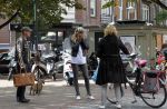 Amsterdam 24 augustus 2010
Danielle Overgaag werkt mee aan candid camera programma van sbs 6 samen met haar hond evert.
Peter Smulders bv