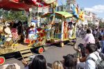 Parijs 31 augustus 2010
Frans Bauer met Mariska en zijn zoon Vhristiaan Frans Jan en Lucas in disneyland. Ook de moeder van Mariska en haar man zijn erbij. Parade van disney figuren
Peter Smulders bv