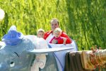 Parijs 31 augustus 2010
Frans Bauer met Mariska en zijn zoon Vhristiaan Frans Jan en Lucas in disneyland. Ook de moeder van Mariska en haar man zijn erbij.
Peter Smulders bv