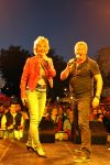 Sneek, 9 Augustus 2010
Jan Keizer en Anny Schilder tijdens een optreden in de 