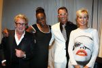Naarden 20 september 2010
Modeshow kledinglijn Jan des Bouvrie en presentatie van zijn nieuwe boek bij het Arsenaal. Jan met Monique en zijn moeder
Peter Smulders bv