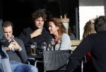 Amsterdam 18 september 2010
Ex Jack Spijkerman Jennemiek met nieuwe vriend op terras.
Peter Smulders bv
