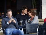 Amsterdam 18 september 2010
Ex Jack Spijkerman Jennemiek met nieuwe vriend op terras.
Peter Smulders bv