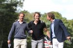 Hilversum, 4 September 2010
KLM Open Charity-Challenge brengt voor WNF met veel BN-ers op de Hilversumsche Golfclub
Jeroen Rietbergen in gesprek met Journalist Gerard Louter en Martijn v d Meulen
Foto Peter Smulders BV