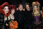 Utrecht 3 september 2010
Premiere We will rock you in het beatrix theater. De cast met oa John Vooijs Pia Douwes Marjolein Teepen Charly Luske Floortje  en Erwin v Lambaart
Peter Smulders bv