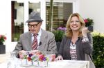 Eemnes 1 september 2010
Loretta Schrijver tijdens koffietijd. Kok Caspar Burgi en Andre v Duin als meneer Wijdbeens zijn ook aanwezig.
Peter Smulders bv