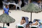 Ibiza 26 juli 2010
Marco Leontien Mary Luca Jada en Senna Borsato op vakantie op ibiza. Marco heeft daar een zodiac boot liggen waar hij veel mee gaat varen.
Peter Smulders bv